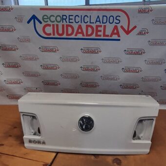 Tapa de baul VW BORA 2011 (4054271)